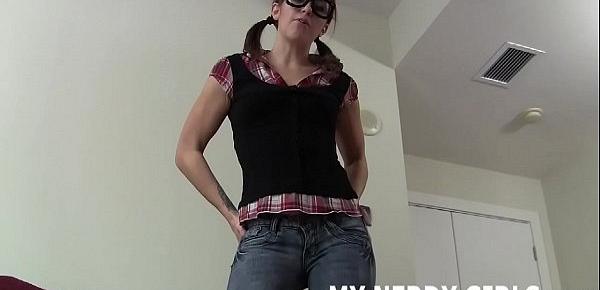  I may look nerdy but I know how to make a guy cum JOI